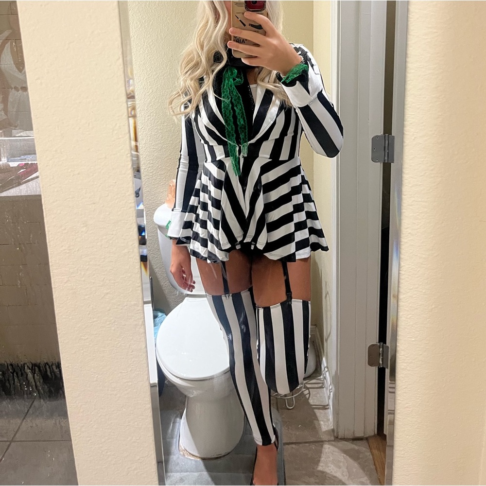 fashionnova beetlejuice costume